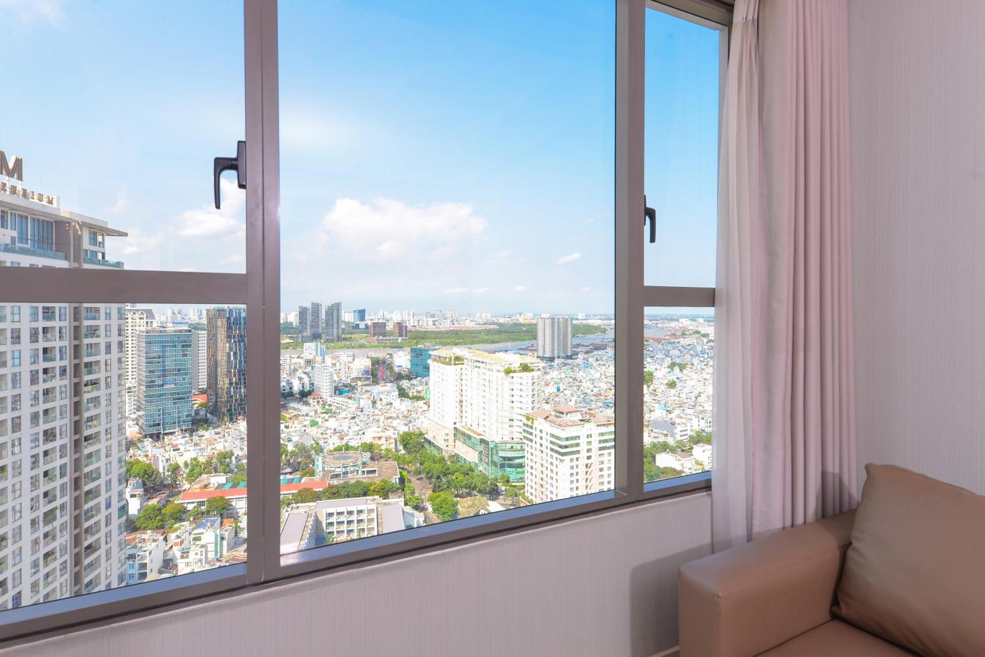 Yo'S Homes Rivergate Apartment Infinity Pool Near District 1 مدينة هوشي منه المظهر الخارجي الصورة